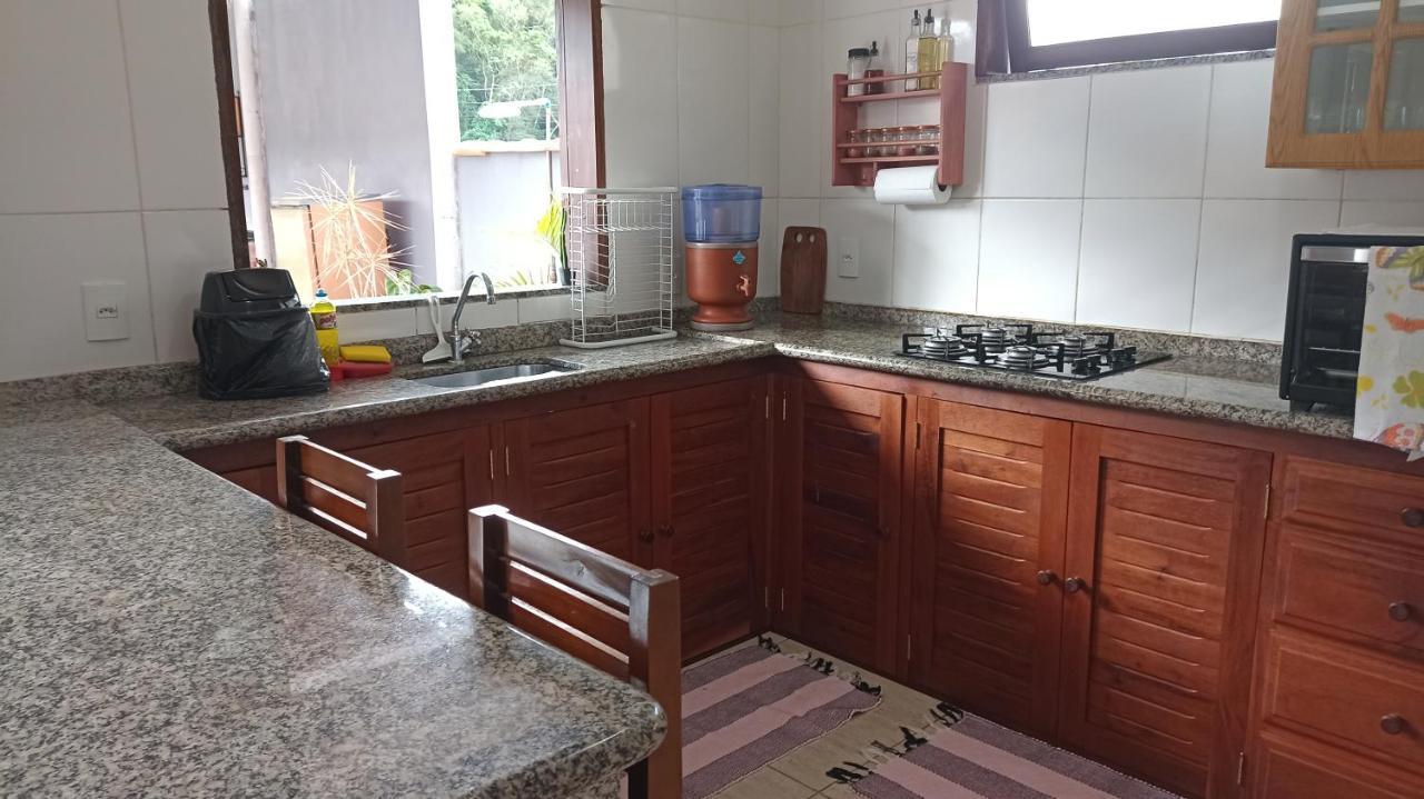 Casa Roxa Com Piscina Em Condominio Parati Exterior foto